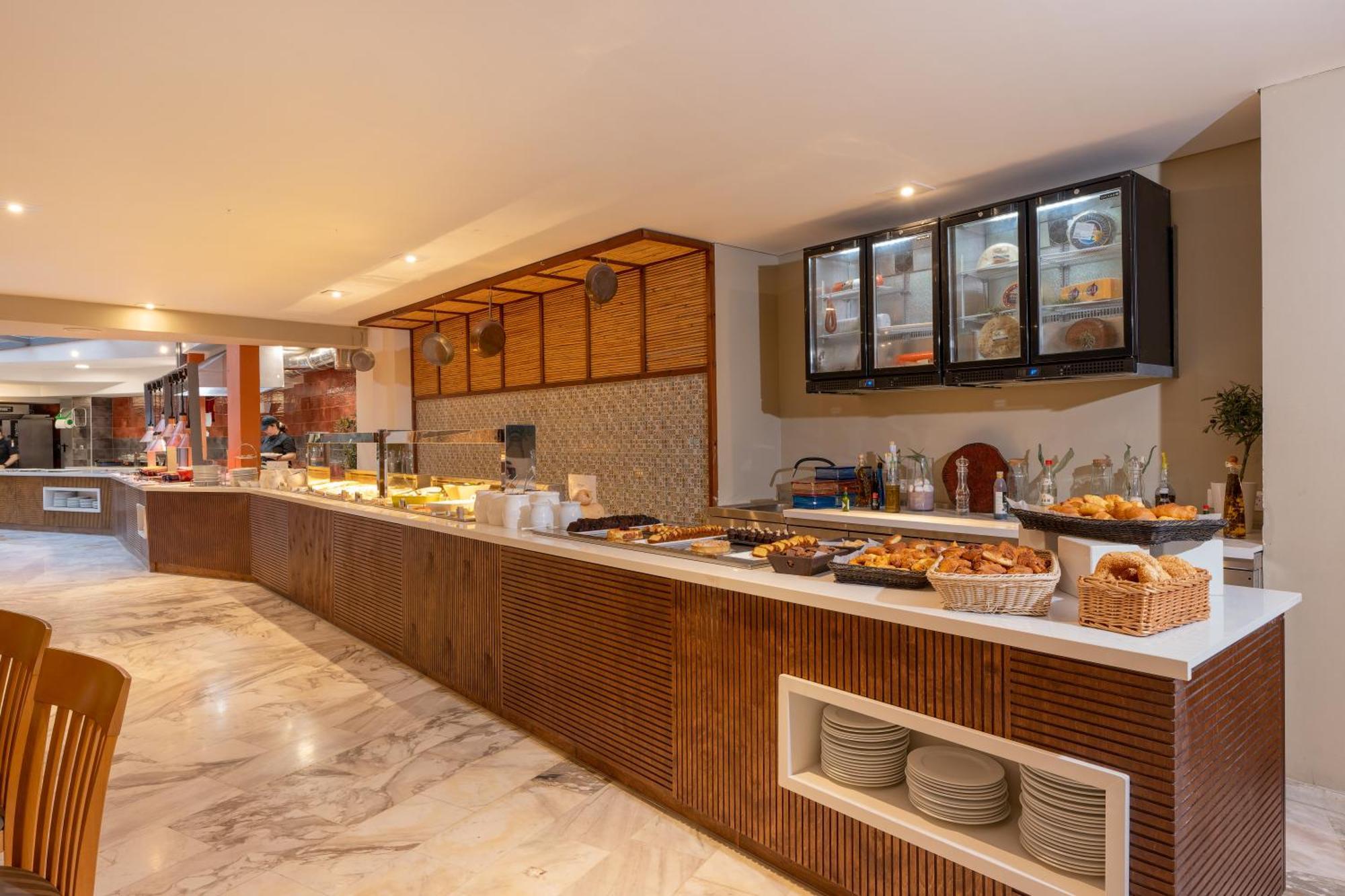 Minos Hotel Ретимно Екстериор снимка