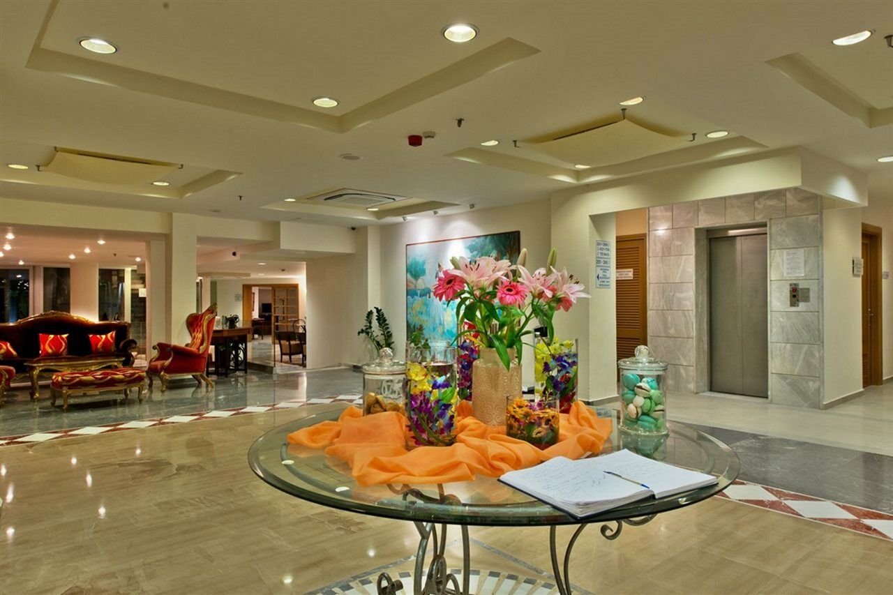 Minos Hotel Ретимно Екстериор снимка